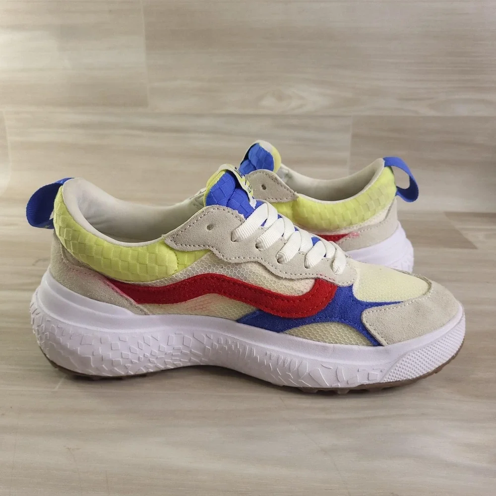 Vans UltraRange EXO SE Sneakers Women 7.5 Men 6 Suede Mesh Athletic Trainers